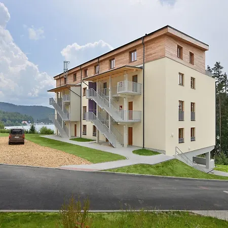 Апартаменты Element Lakeside Липно-над-Влтавой