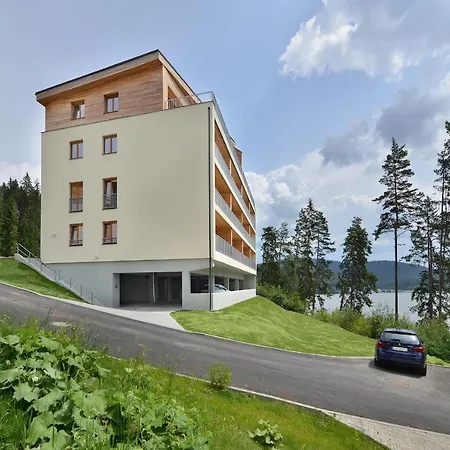 Апартаменты Element Lakeside Липно-над-Влтавой